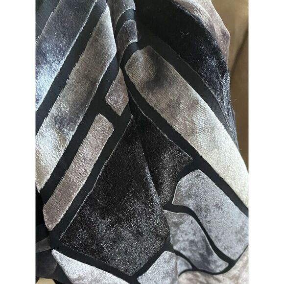 Silk Modernist Gray Oblong Rectangle Scarf - Picture 5 of 5